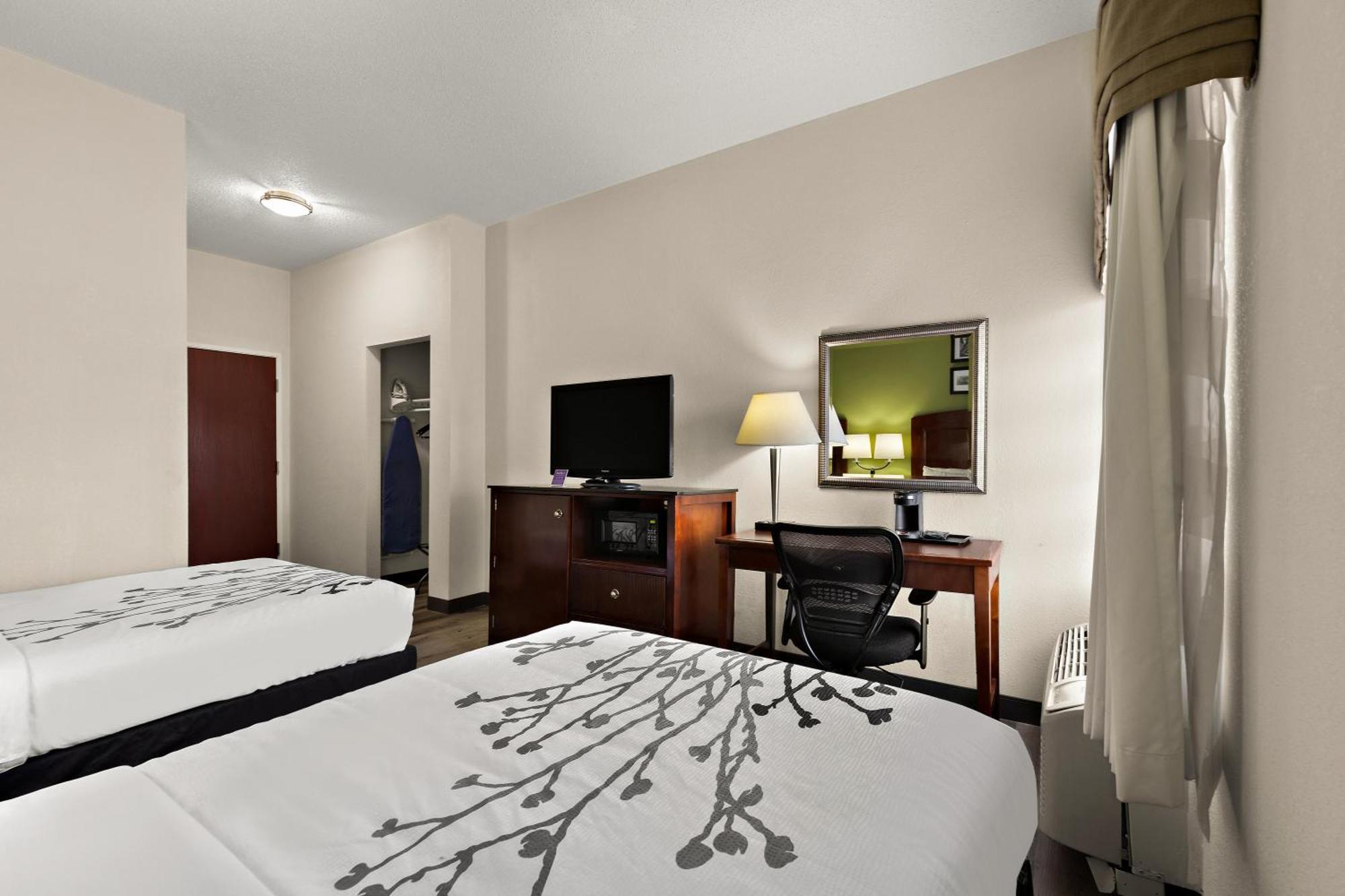 Sleep Inn & Suites Near Joint Base Andrews-Washington Area Morningside Exterior photo